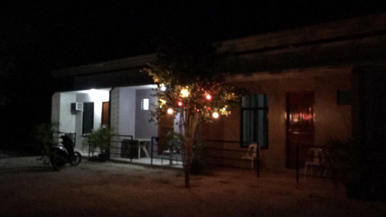 Grae'S Apartelle Moalboal Exteriér fotografie